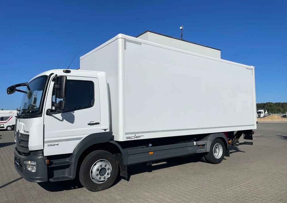 Mercedes-Benz ATEGO 1324, 15 EUROPALET, ŁADOWNOŚĆ 7,5 T - Camión caja cerrada: foto 3 Mercedes-Benz ATEGO 1324, 15 EUROPALET, ŁADOWNOŚĆ 7,5 T - Camión caja cerrada: foto 3