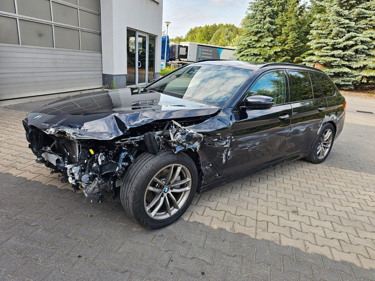 BMW 520 d M Packet Luftsitze Harman-K TOP Ausstatt. - Coche: foto 2 BMW 520 d M Packet Luftsitze Harman-K TOP Ausstatt. - Coche: foto 2