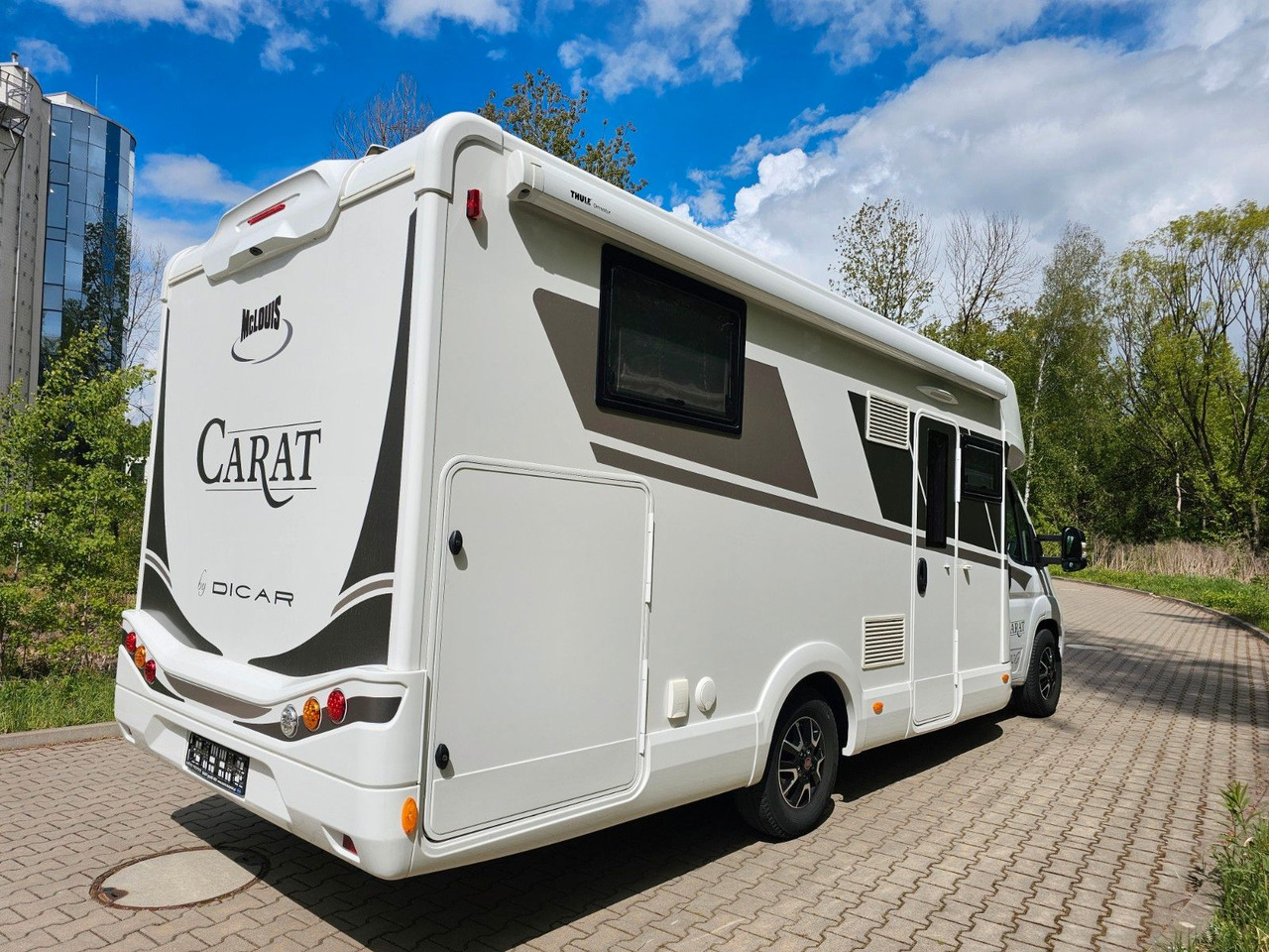 McLouis CARAT 470 4xBett Winter Volausstattung Leder - Autocaravana perfilada: foto 4 McLouis CARAT 470 4xBett Winter Volausstattung Leder - Autocaravana perfilada: foto 4