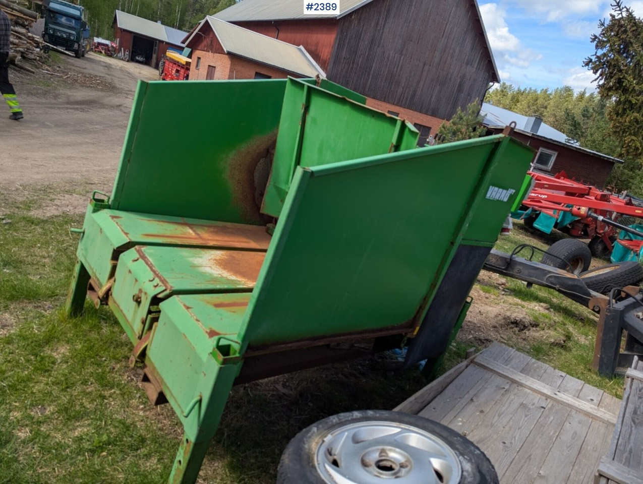 Bale shredder / Bale cutter Varmo Lift PPNL - Maquinaria de henificación: foto 4 Bale shredder / Bale cutter Varmo Lift PPNL - Maquinaria de henificación: foto 4