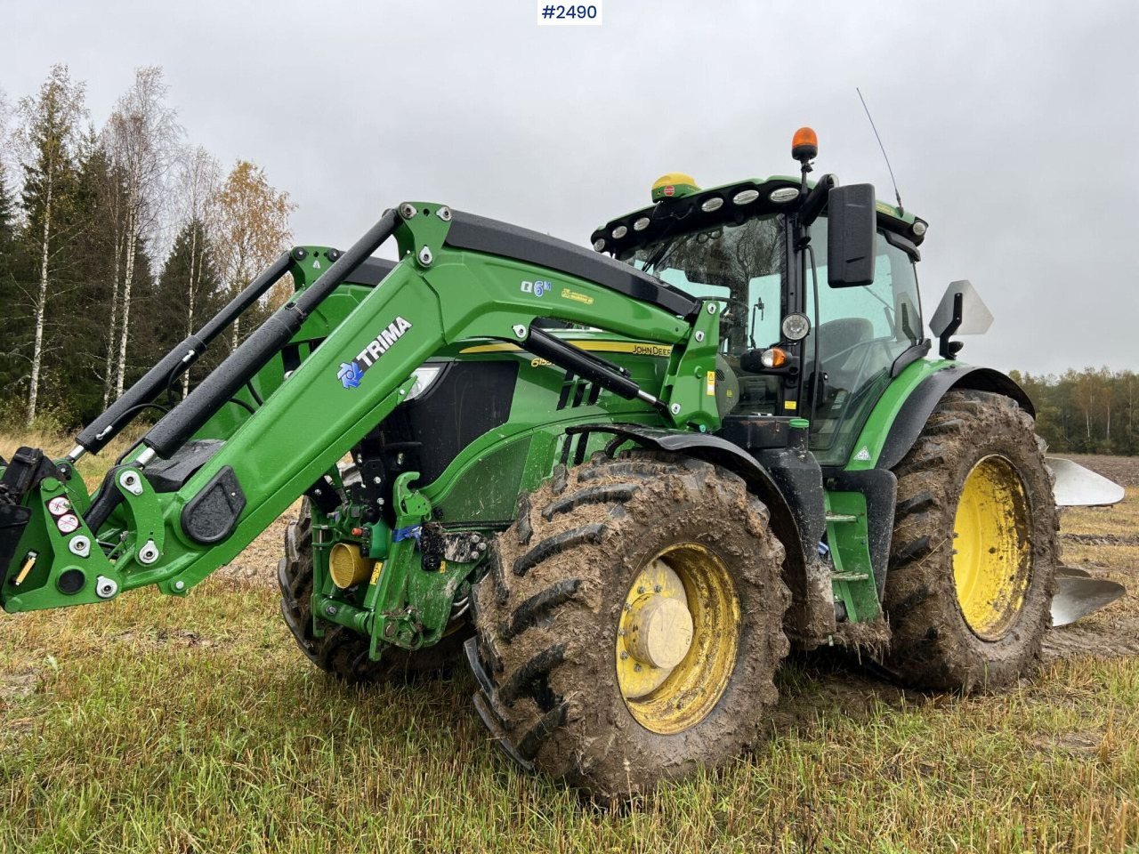 JOHN DEERE 6155R Agricultural tractor - Tractor: foto 1 JOHN DEERE 6155R Agricultural tractor - Tractor: foto 1