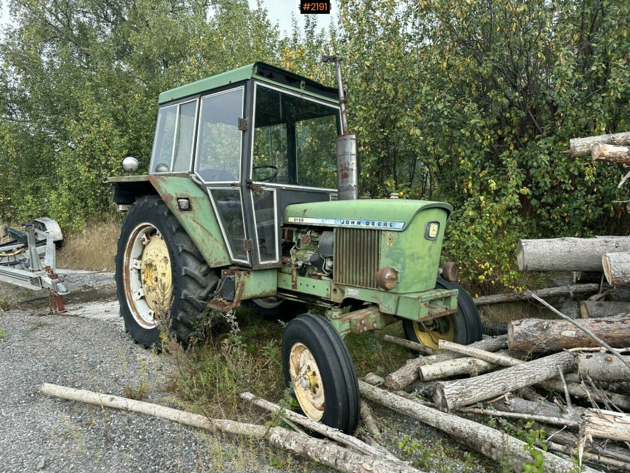 John Deere 2130 Tractor - Tractor: foto 1 John Deere 2130 Tractor - Tractor: foto 1
