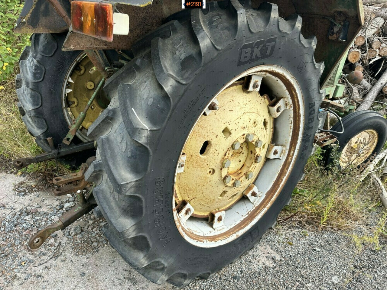 John Deere 2130 Tractor - Tractor: foto 5 John Deere 2130 Tractor - Tractor: foto 5
