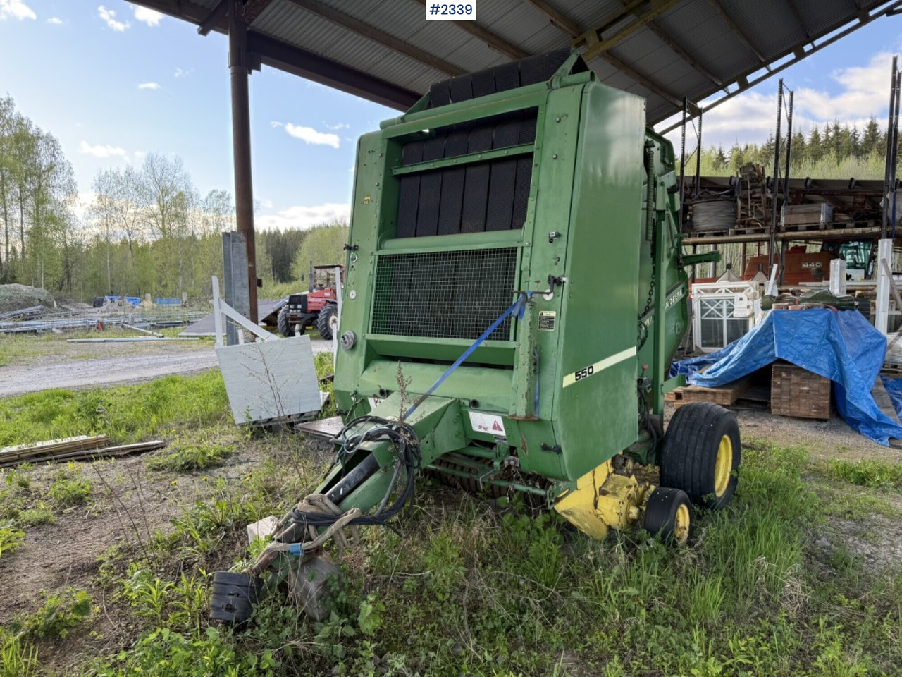 Maquinaria de henificación Round baler, John Deere 550: foto 1