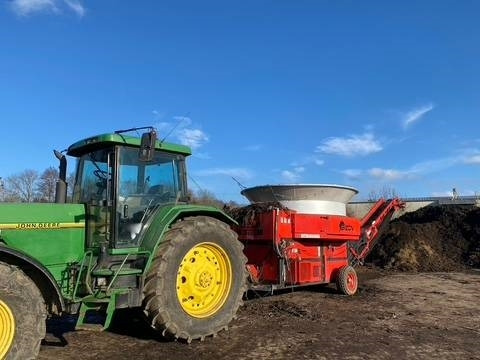 Bizon B-1030 Kompost Schredder Biomasse Mist Compost shr - Empajadora: foto 2 Bizon B-1030 Kompost Schredder Biomasse Mist Compost shr - Empajadora: foto 2