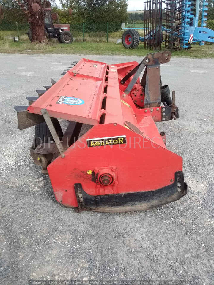 AGRATOR BROYEUR A AXE HORIZONTAL T 3100 - Trituradora forestal: foto 3 AGRATOR BROYEUR A AXE HORIZONTAL T 3100 - Trituradora forestal: foto 3