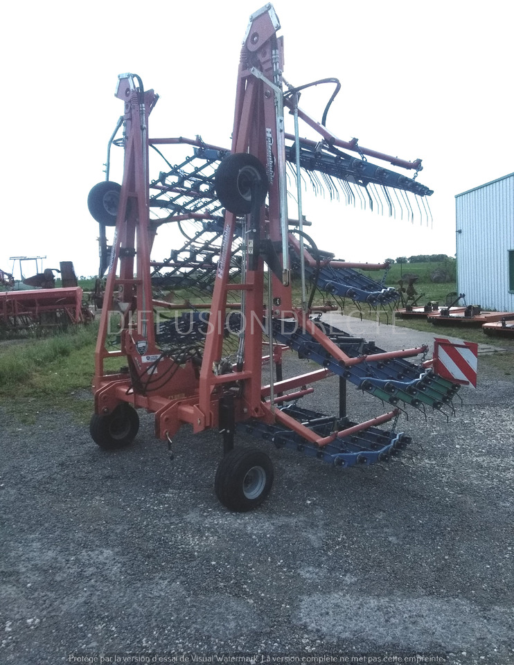 HATZENBICHLER HERSE ETRILLE 12M - Grada de púas: foto 3 HATZENBICHLER HERSE ETRILLE 12M - Grada de púas: foto 3