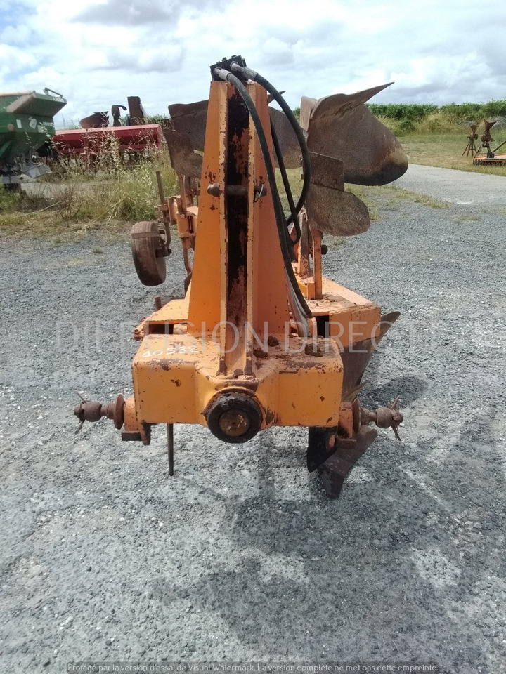 HUARD CHARRUE TRE 65 T - Arado: foto 4 HUARD CHARRUE TRE 65 T - Arado: foto 4