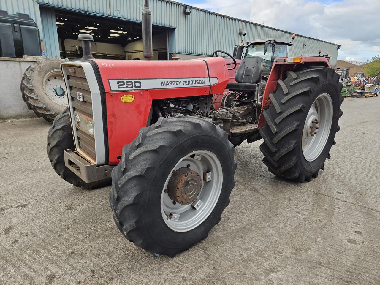 290 4×4 Platform, Export Only - Tractor: foto 3 290 4×4 Platform, Export Only - Tractor: foto 3