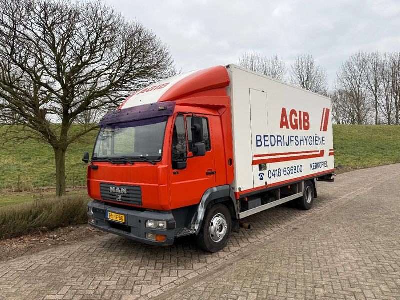 MAN L20 Bakwagen 4x2 Manual EUR 3 NL TRUCK - Camión caja cerrada: foto 1 MAN L20 Bakwagen 4x2 Manual EUR 3 NL TRUCK - Camión caja cerrada: foto 1