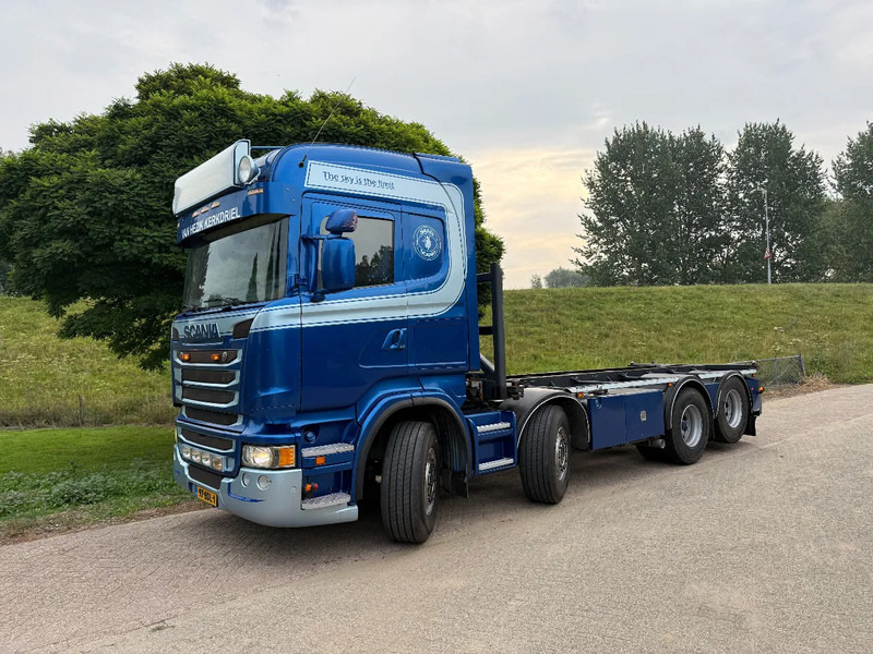 Scania R490 8X2 Manual EUR 6 Retarder TOP Truck - Camión portacontenedore/ Intercambiable: foto 4 Scania R490 8X2 Manual EUR 6 Retarder TOP Truck - Camión portacontenedore/ Intercambiable: foto 4