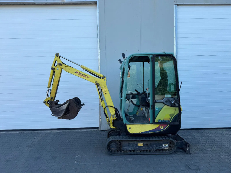 Yanmar SV17 - Minigrúa: foto 1 Yanmar SV17 - Minigrúa: foto 1