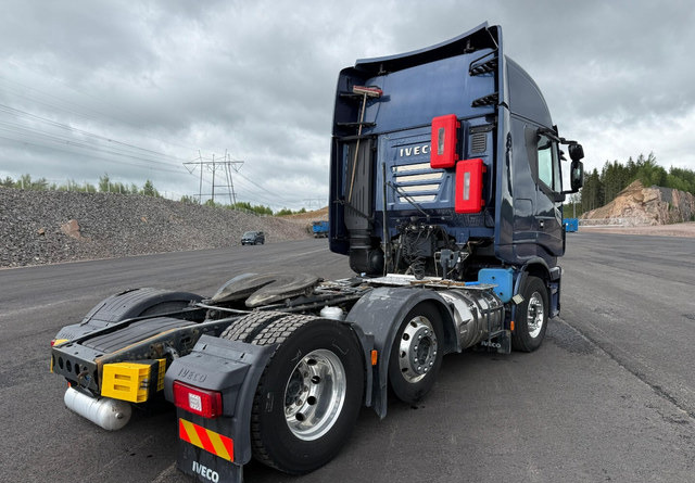 Iveco Stralis 460 LNG / LBG - Cabeza tractora: foto 5 Iveco Stralis 460 LNG / LBG - Cabeza tractora: foto 5
