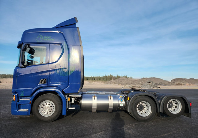 ScaniaR410 LNG / LBG 6x2 - Cabeza tractora: foto 2 ScaniaR410 LNG / LBG 6x2 - Cabeza tractora: foto 2