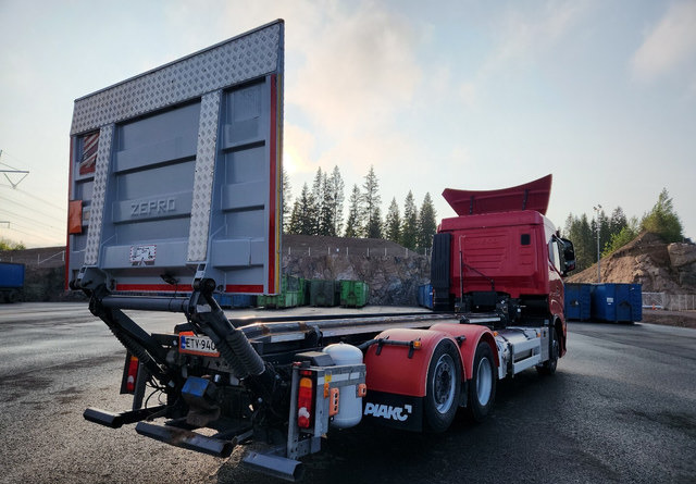 Iveco S-Way 6x2 LNG / LBG - Camión chasis: foto 4 Iveco S-Way 6x2 LNG / LBG - Camión chasis: foto 4