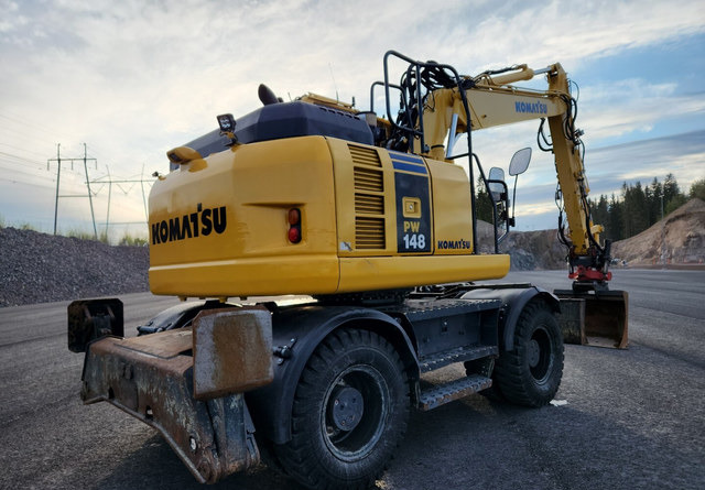 KOMATSU Komatsu PW148-8 Rototilt R6 - Excavadora de ruedas: foto 5 KOMATSU Komatsu PW148-8 Rototilt R6 - Excavadora de ruedas: foto 5