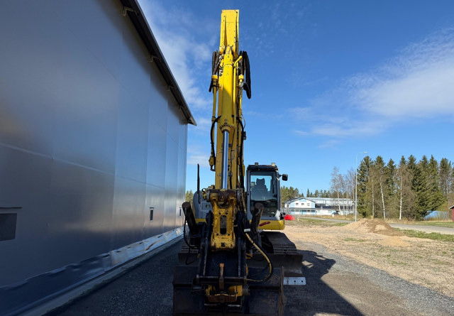 Excavadora de cadenas New HollandE235SR: foto 8