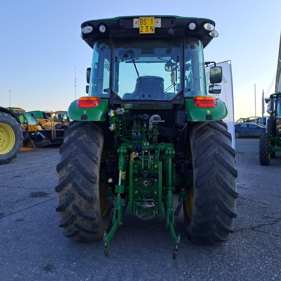 JOHN DEERE 5125R - Tractor: foto 4 JOHN DEERE 5125R - Tractor: foto 4