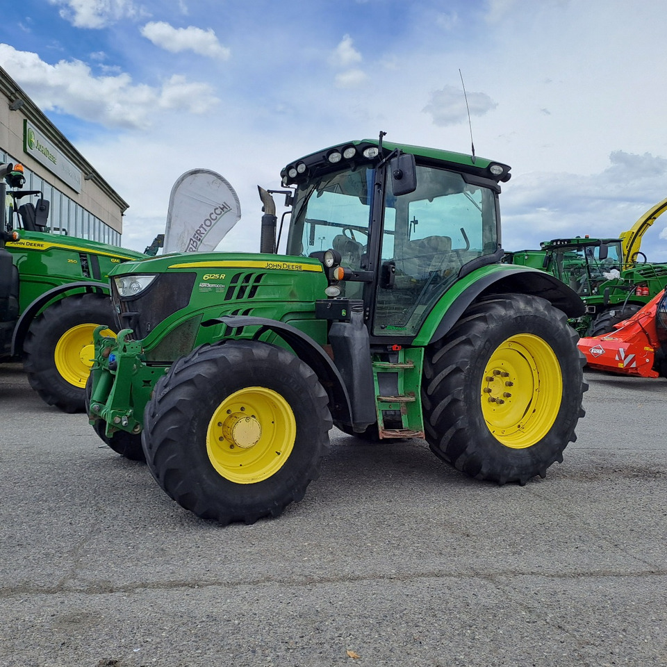 JOHN DEERE 6125R - Tractor: foto 1 JOHN DEERE 6125R - Tractor: foto 1