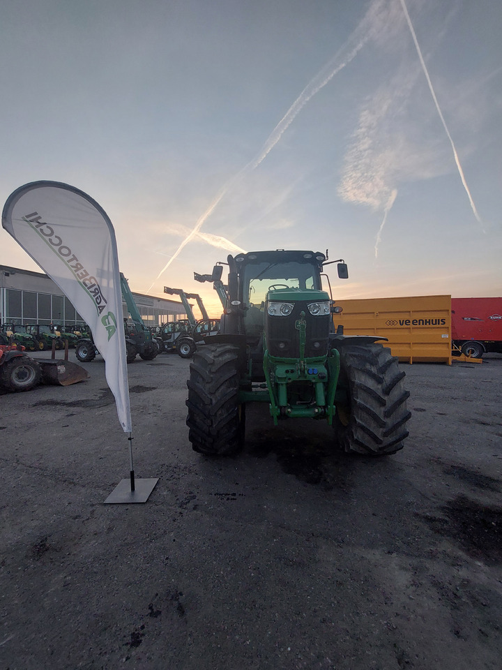 JOHN DEERE 6210R - Tractor: foto 3 JOHN DEERE 6210R - Tractor: foto 3