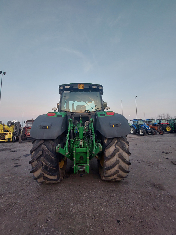 JOHN DEERE 6210R - Tractor: foto 4 JOHN DEERE 6210R - Tractor: foto 4