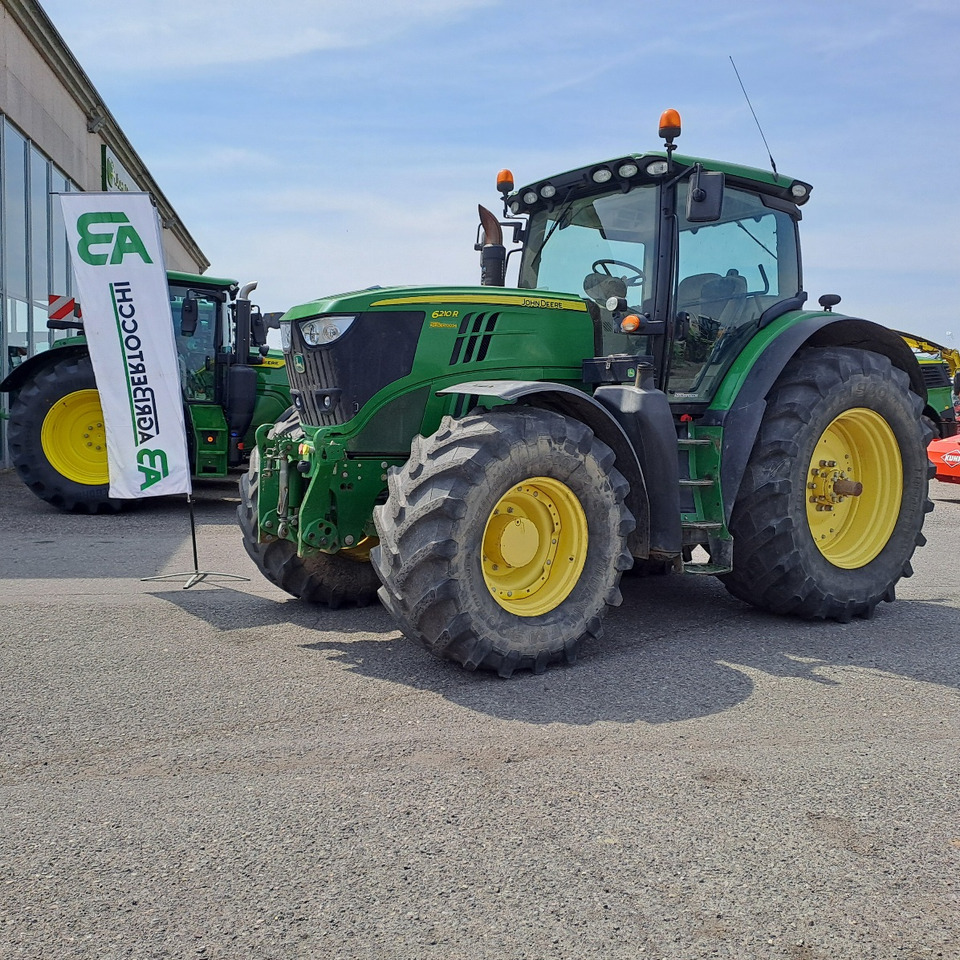 JOHN DEERE 6210R - Tractor: foto 1 JOHN DEERE 6210R - Tractor: foto 1
