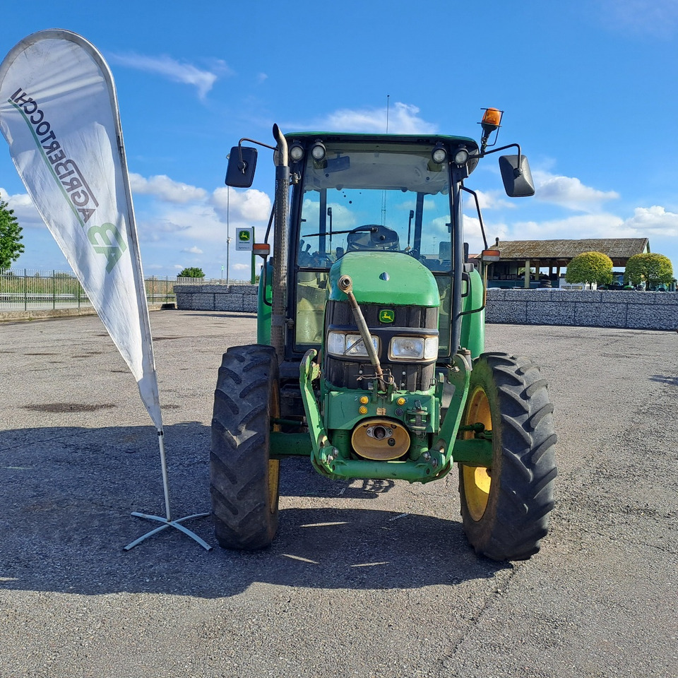 JOHN DEERE 5820 - ASTA AGRIBERTOCCHI - Otros maquinaria: foto 2 JOHN DEERE 5820 - ASTA AGRIBERTOCCHI - Otros maquinaria: foto 2