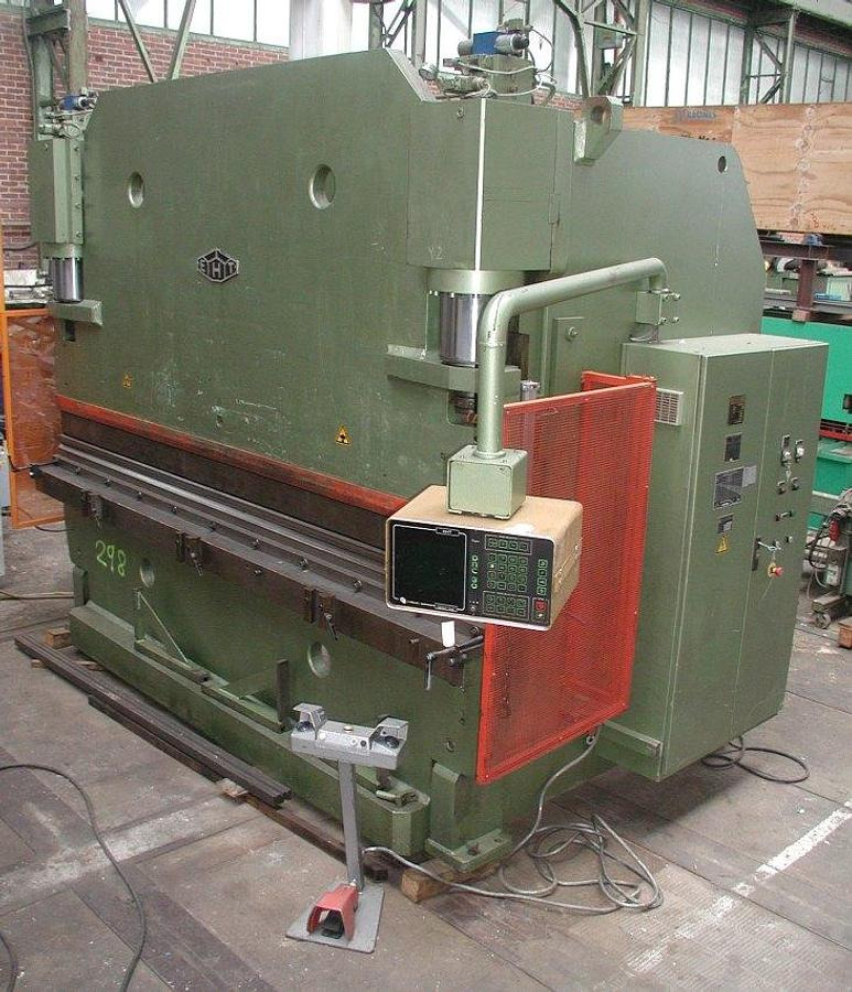 CNC-Abkantpresse EHT - Máquina para metal: foto 2 CNC-Abkantpresse EHT - Máquina para metal: foto 2