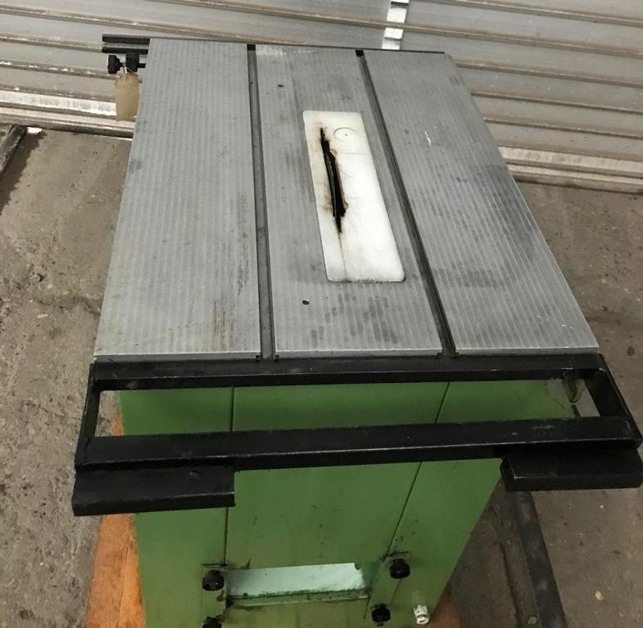 Präzisions-Holzkreissäge ULMIA - Máquina para madera: foto 4 Präzisions-Holzkreissäge ULMIA - Máquina para madera: foto 4