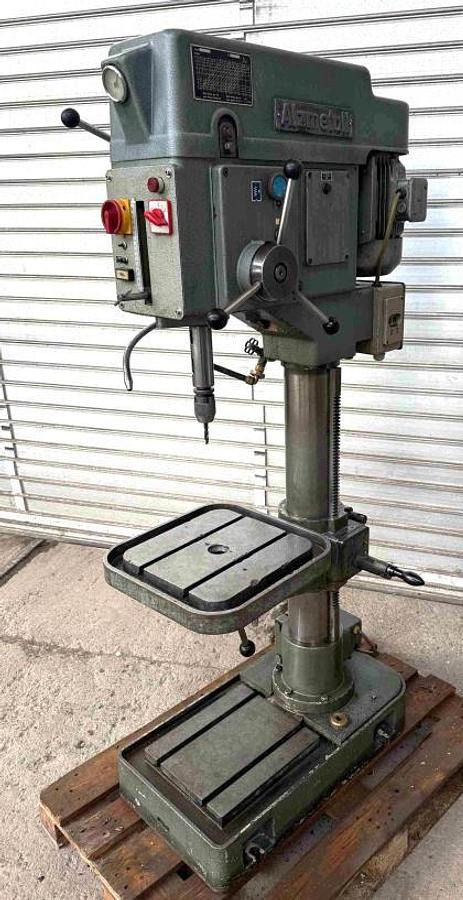 Säulenbohrmaschine ALZMETALL - Máquina para metal: foto 1 Säulenbohrmaschine ALZMETALL - Máquina para metal: foto 1