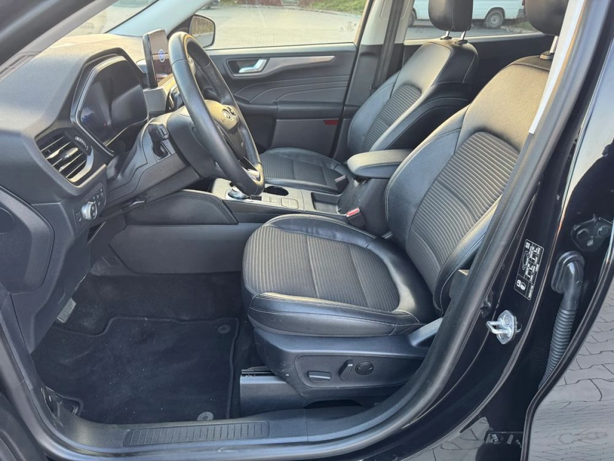 Ford Kuga Ford 2.0 EcoBlue AWD Titanium X Kamery - SUV/ Todoterreno: foto 5 Ford Kuga Ford 2.0 EcoBlue AWD Titanium X Kamery - SUV/ Todoterreno: foto 5