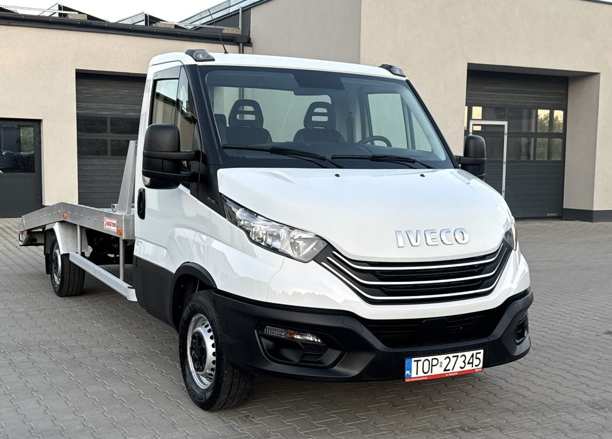 Camión portavehículos Iveco Daily 3.0 160KM Rok 2022 55 tys km przebiegu AUTOLAWETA Najazd laweta: foto 14