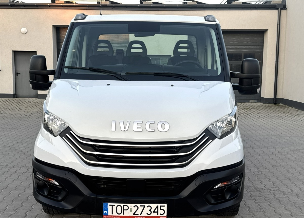 Camión portavehículos Iveco Daily 3.0 160KM Rok 2022 55 tys km przebiegu AUTOLAWETA Najazd laweta: foto 13