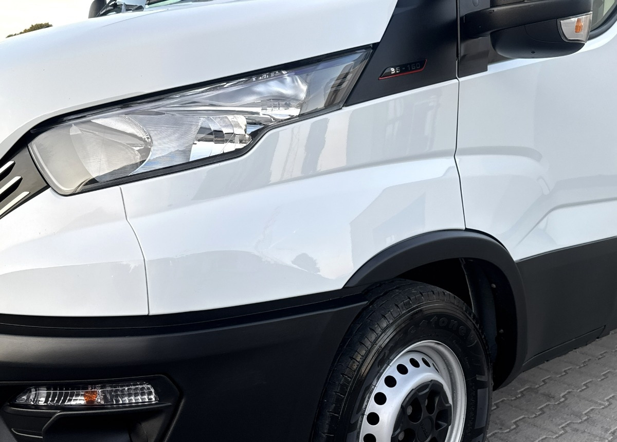 Camión portavehículos Iveco Daily 3.0 160KM Rok 2022 55 tys km przebiegu AUTOLAWETA Najazd laweta: foto 12
