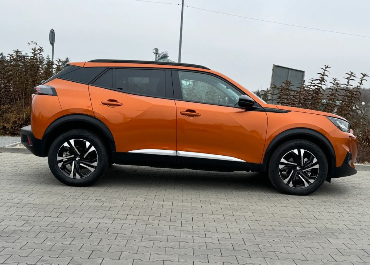 SUV/ Todoterreno Peugeot 2008 Peugeot 1.2 benz 100 km Allure 6tys przebieg fabrycznie nowy: foto 19