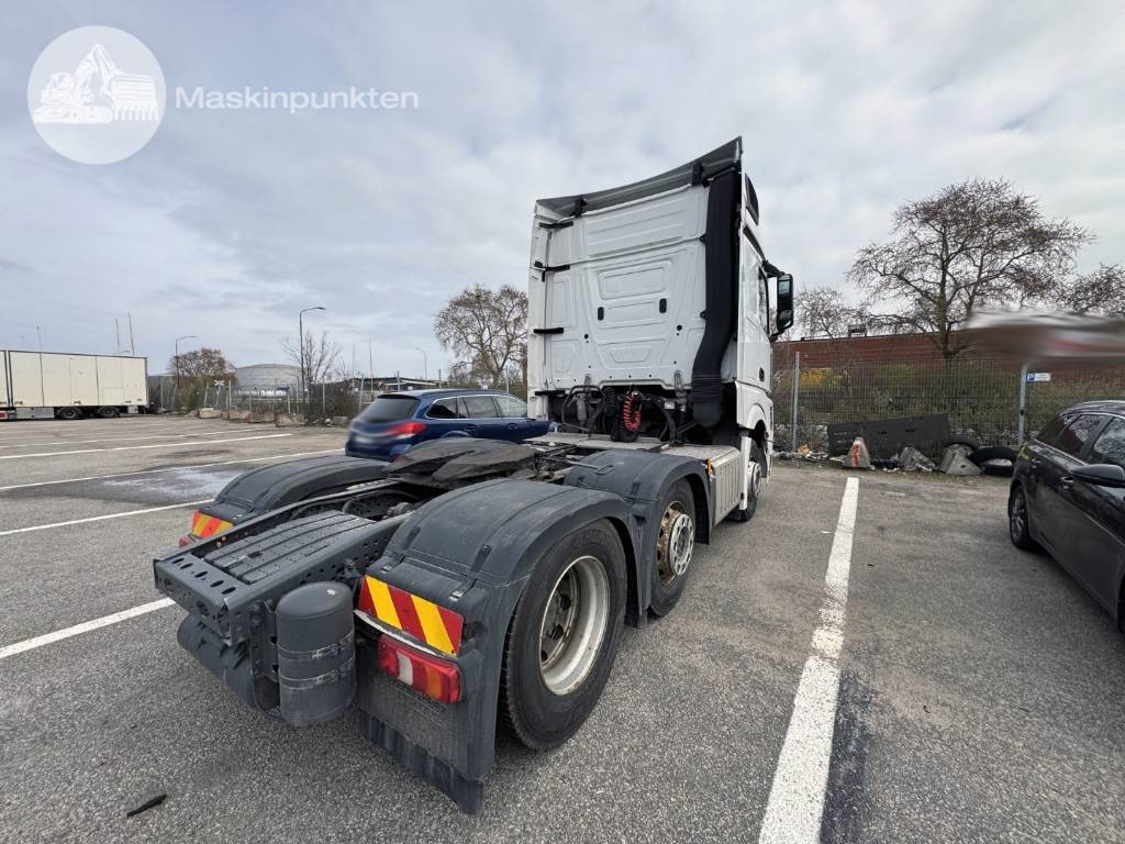 Mercedes-Benz Actros 2545 - Cabeza tractora: foto 4 Mercedes-Benz Actros 2545 - Cabeza tractora: foto 4