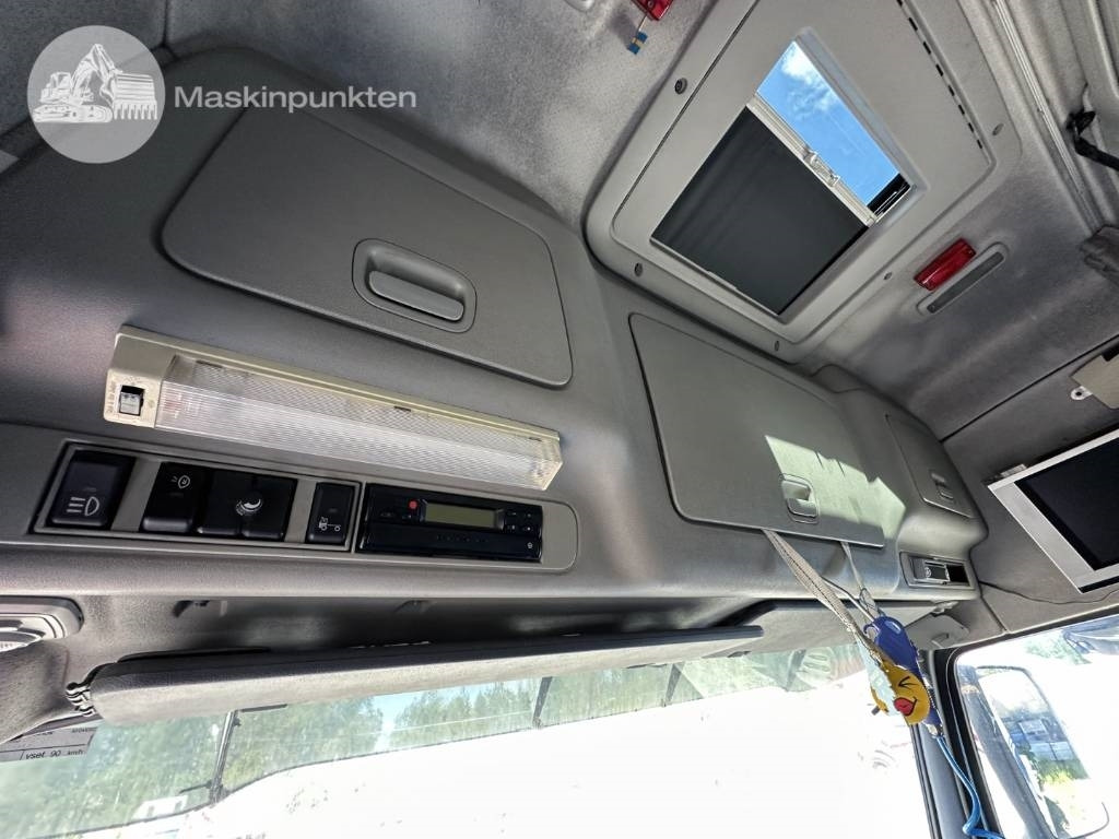 Cabeza tractora Volvo FH 12 460: foto 18
