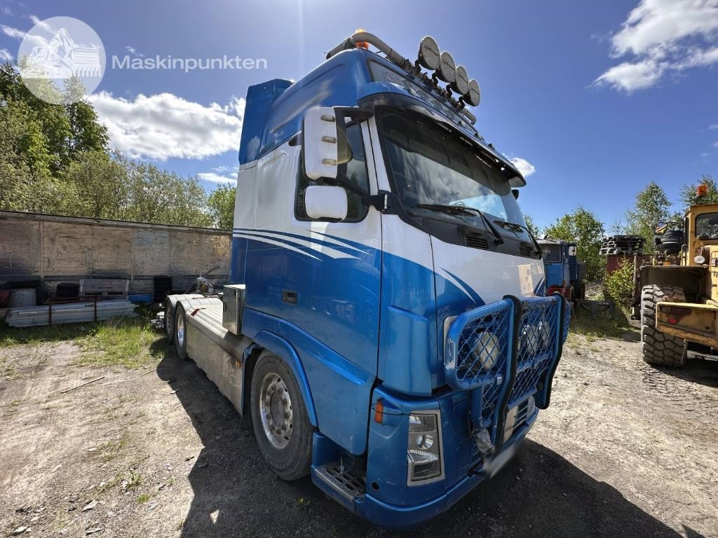 Volvo FH 12 460 - Cabeza tractora: foto 3 Volvo FH 12 460 - Cabeza tractora: foto 3