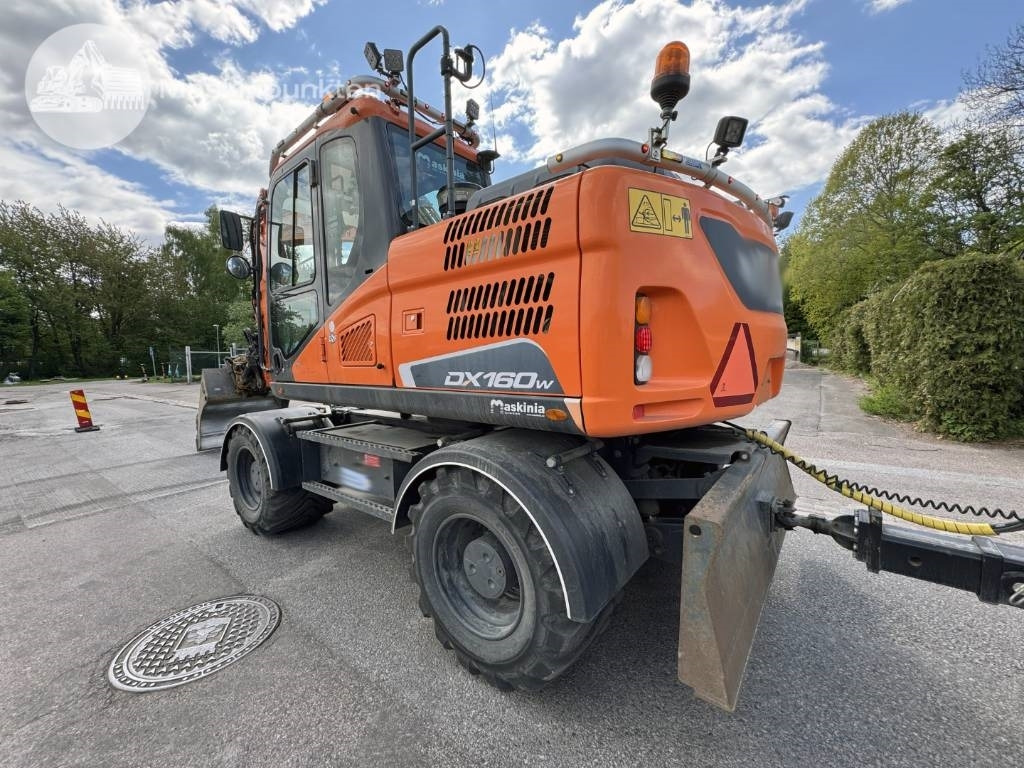 Doosan DX 160 W - Excavadora de ruedas: foto 2 Doosan DX 160 W - Excavadora de ruedas: foto 2