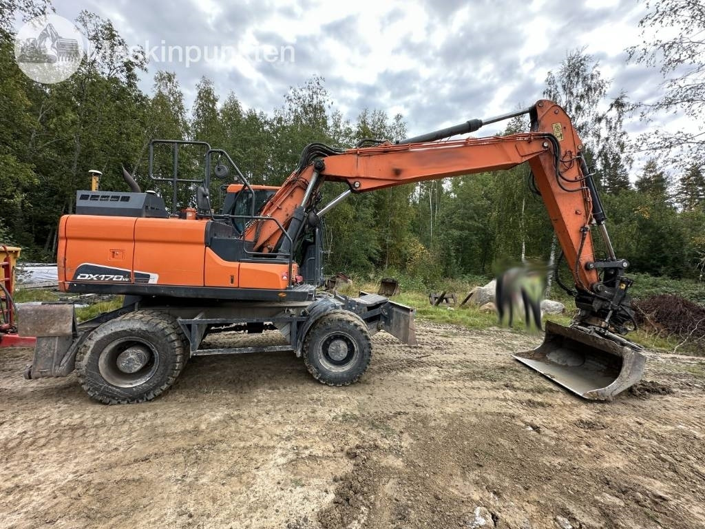 Doosan DX 170 W - Excavadora de ruedas: foto 4 Doosan DX 170 W - Excavadora de ruedas: foto 4