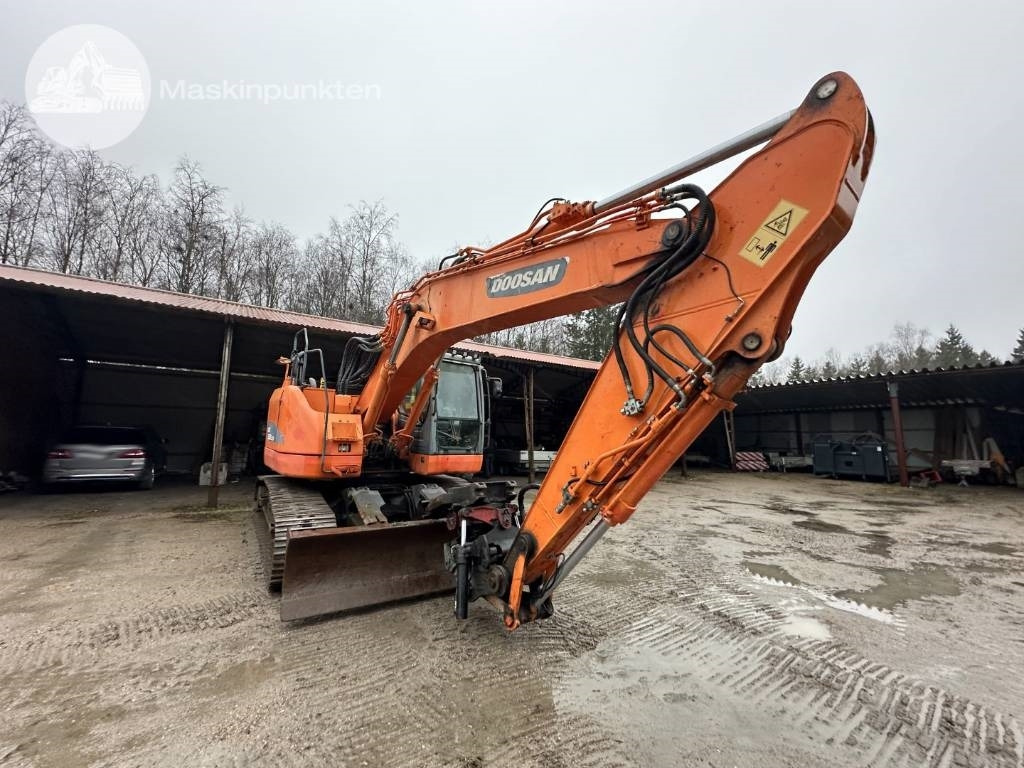 Doosan DX 235 LCR - Excavadora de cadenas: foto 2 Doosan DX 235 LCR - Excavadora de cadenas: foto 2