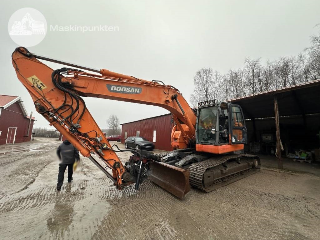 Doosan DX 235 LCR - Excavadora de cadenas: foto 4 Doosan DX 235 LCR - Excavadora de cadenas: foto 4