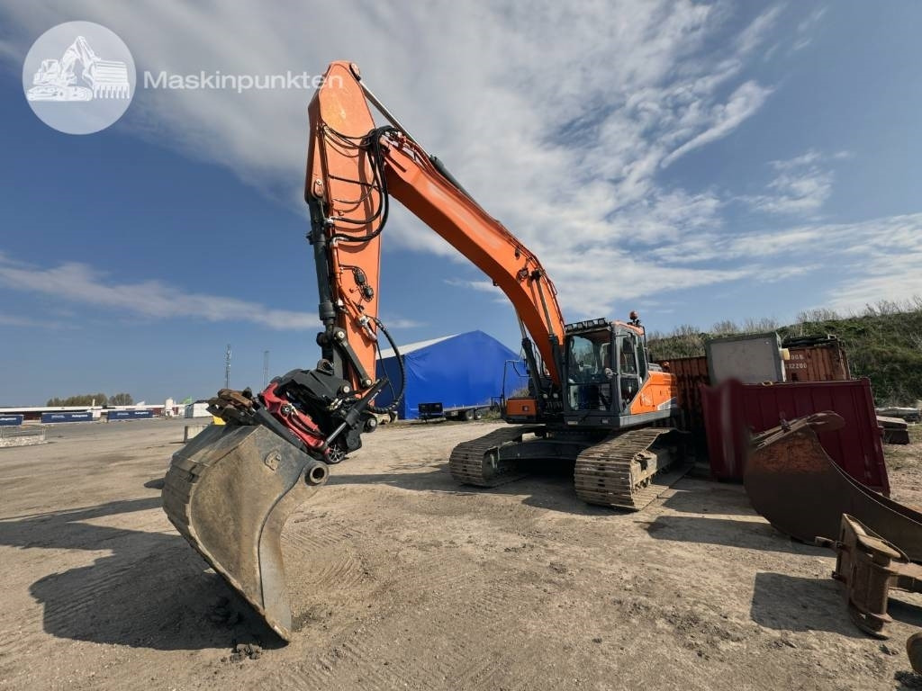 Doosan DX 255 LC-5 - Excavadora de cadenas: foto 1 Doosan DX 255 LC-5 - Excavadora de cadenas: foto 1