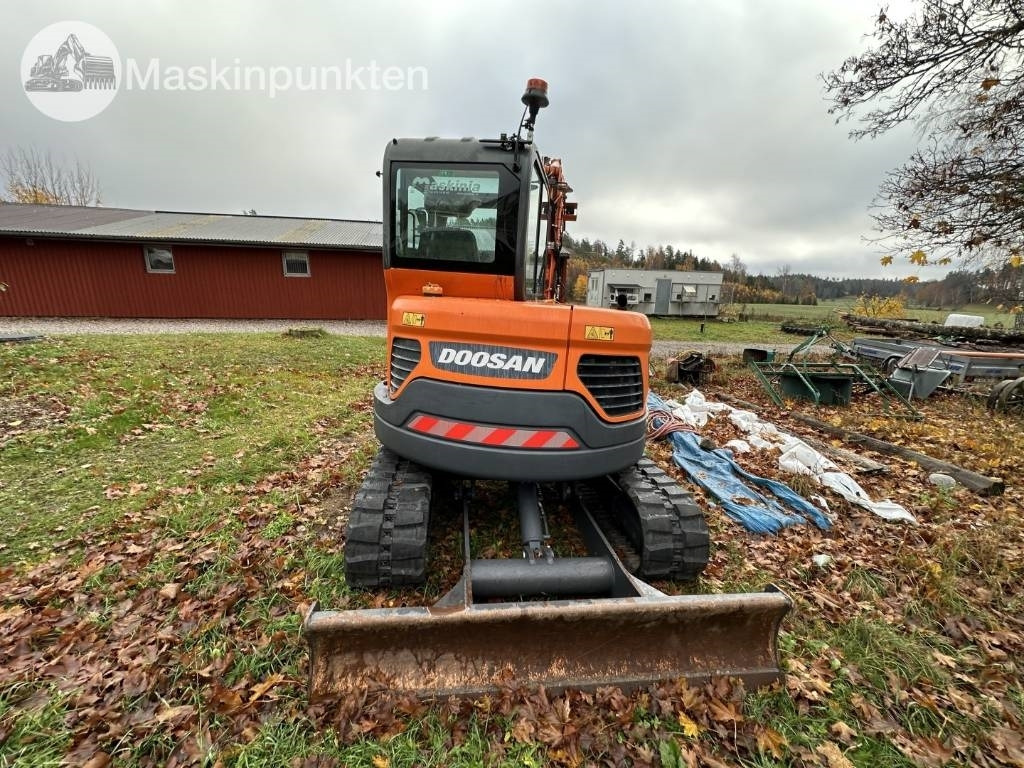 Doosan DX 62 R  - Miniexcavadora: foto 5 Doosan DX 62 R  - Miniexcavadora: foto 5