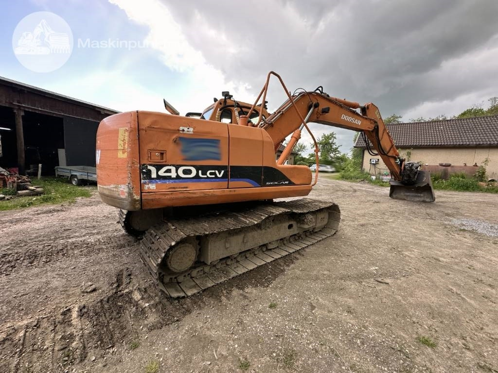 Excavadora de cadenas Doosan Solar 140 LC V: foto 7