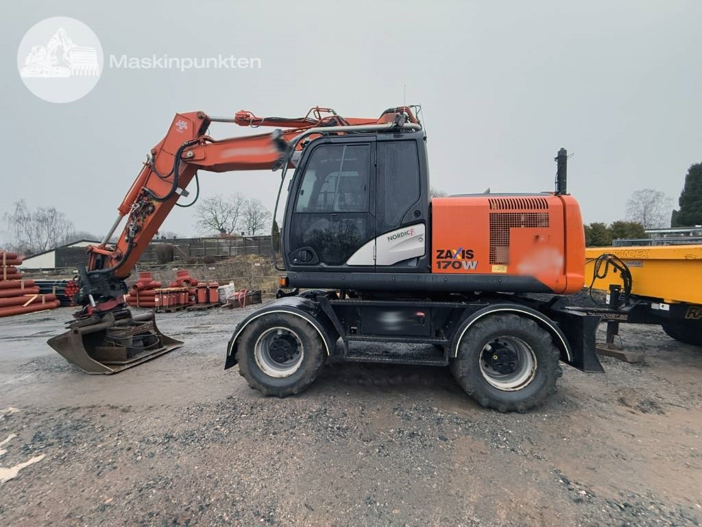Hitachi ZX 170 W-5 B - Excavadora de ruedas: foto 2 Hitachi ZX 170 W-5 B - Excavadora de ruedas: foto 2