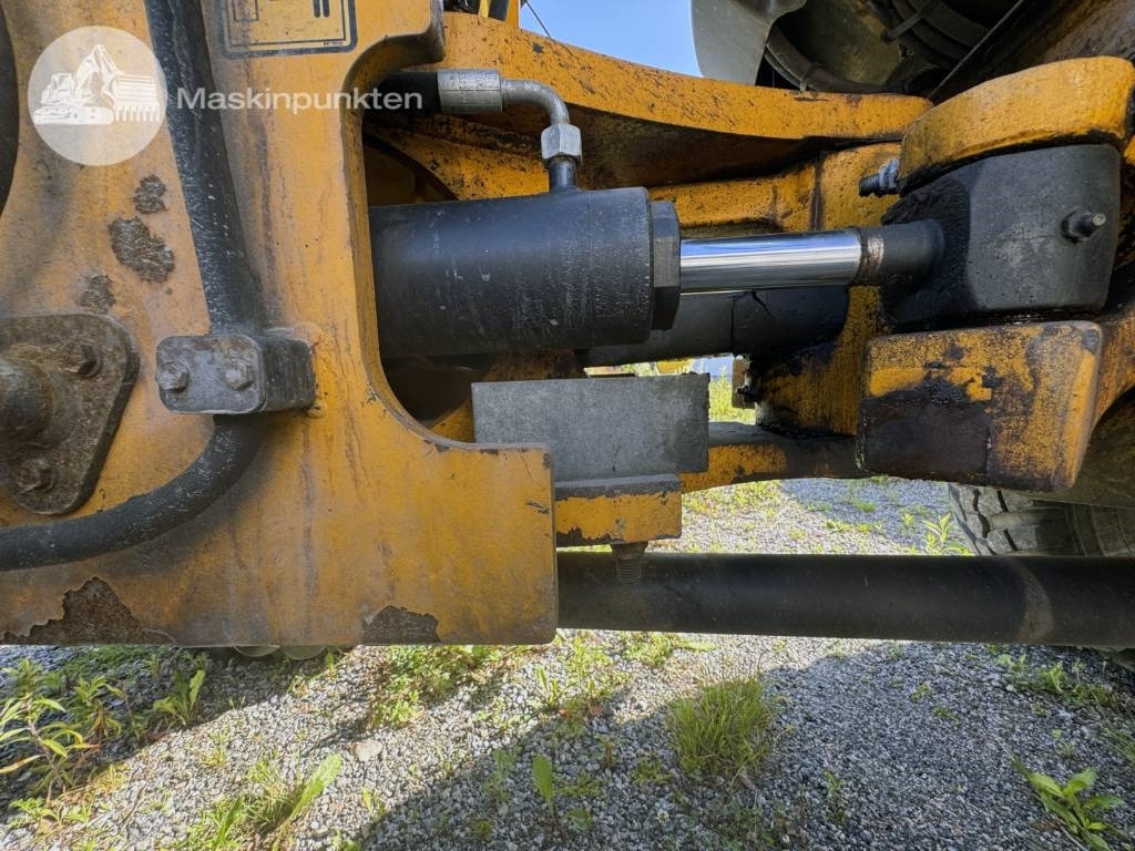 Cargadora de ruedas JCB 413 K: foto 12