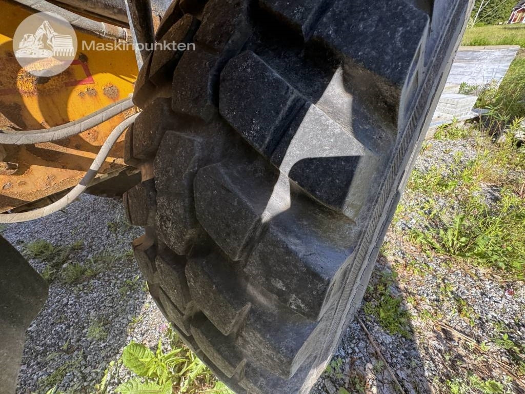 Cargadora de ruedas JCB 413 K: foto 34
