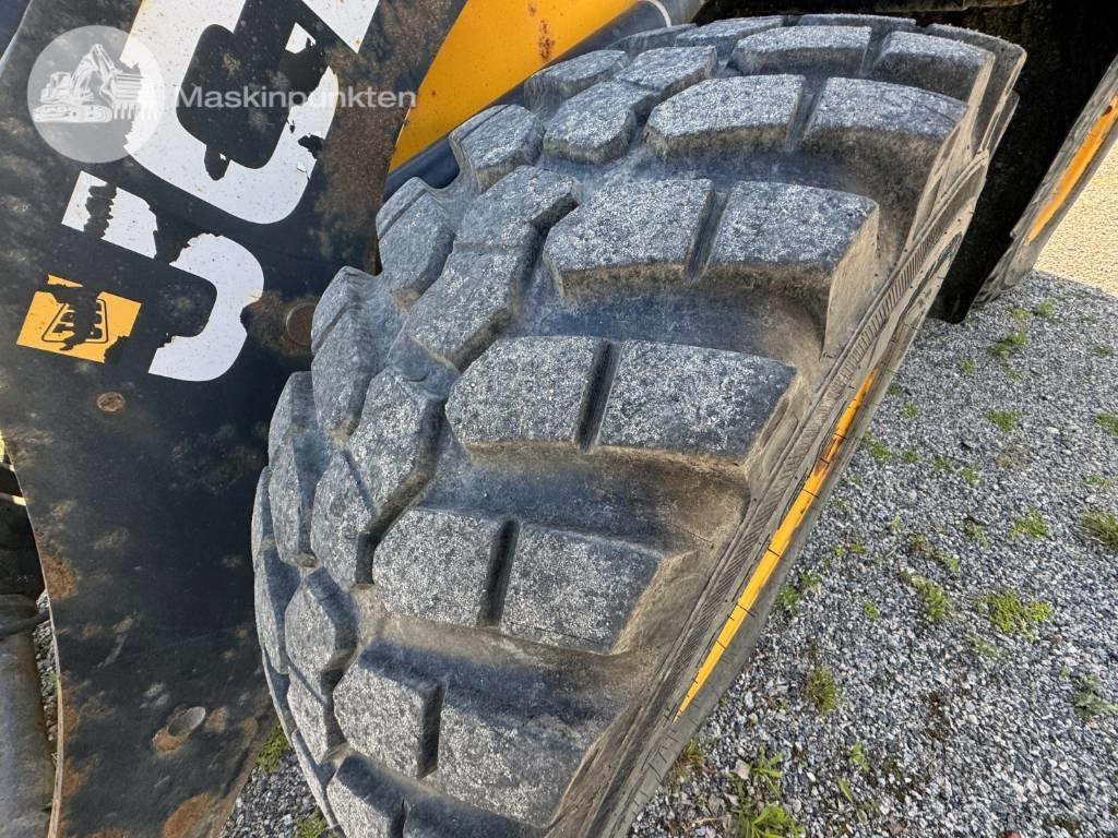 Cargadora de ruedas JCB 413 K: foto 6