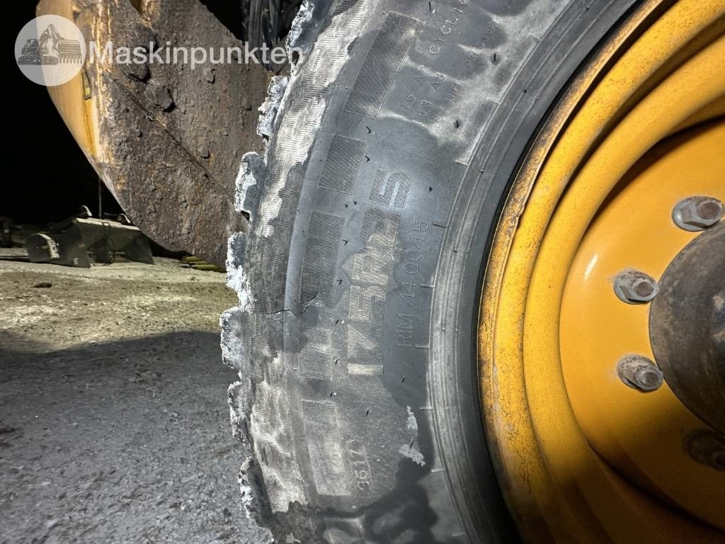 Cargadora de ruedas JCB 413 S: foto 37 Cargadora de ruedas JCB 413 S: foto 37